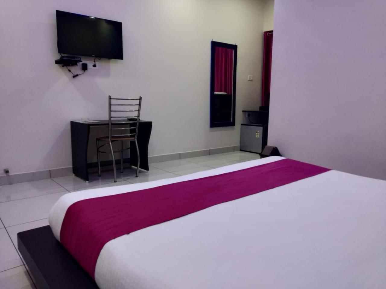 Hotel Reyansh Tanakpur Exteriér fotografie